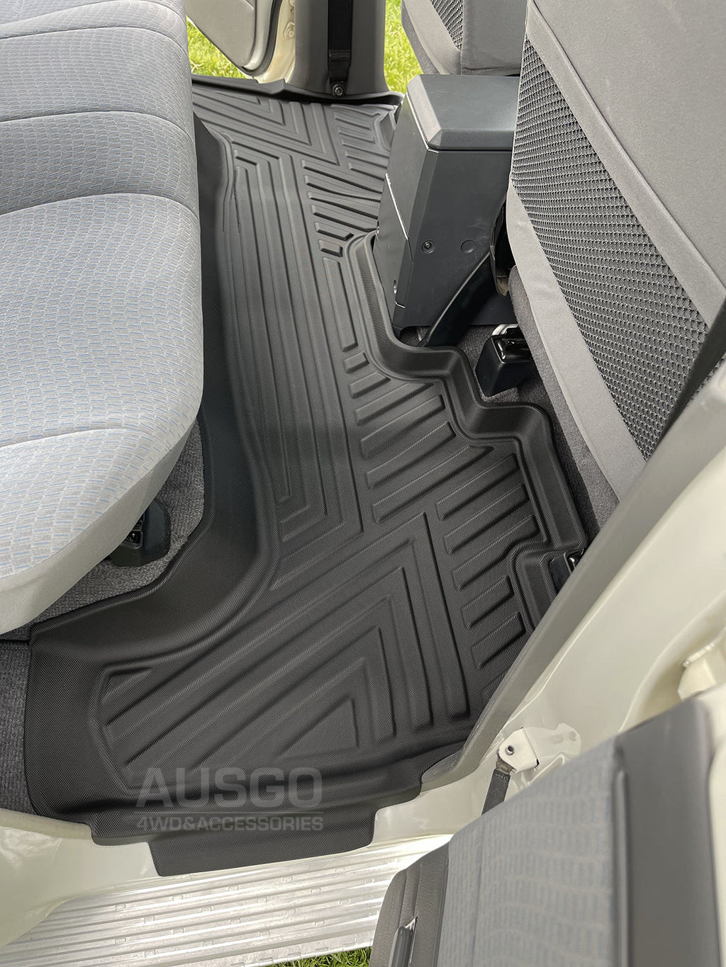 5D Moulded Car Floor Mats for Toyota Land Cruiser 76 Series 2012-2023