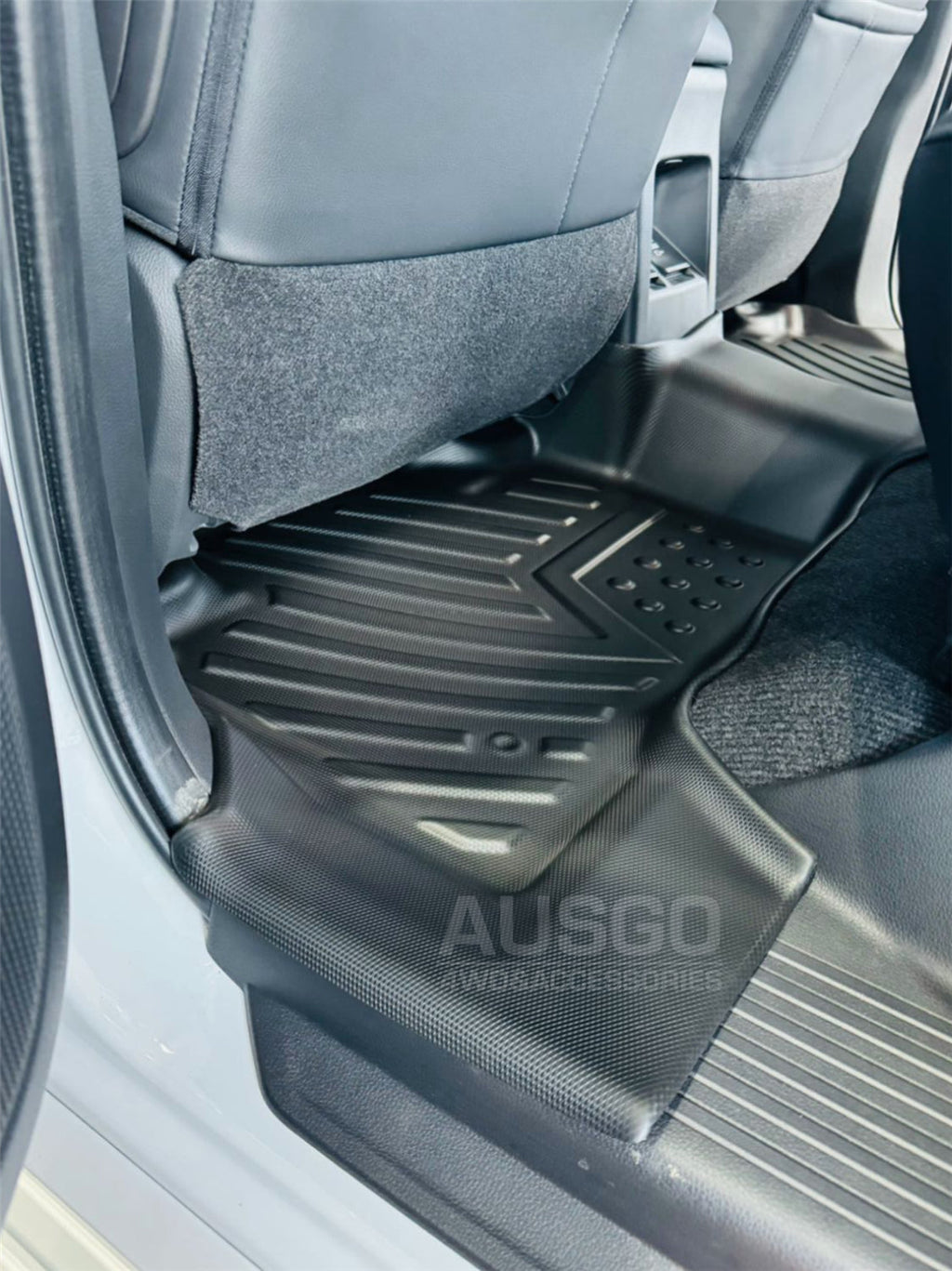5D Car Floor Mats for Mitsubishi Pajero Sport 2015-Onwards